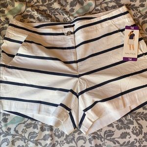 NWT Nautica Shorts White and Navy